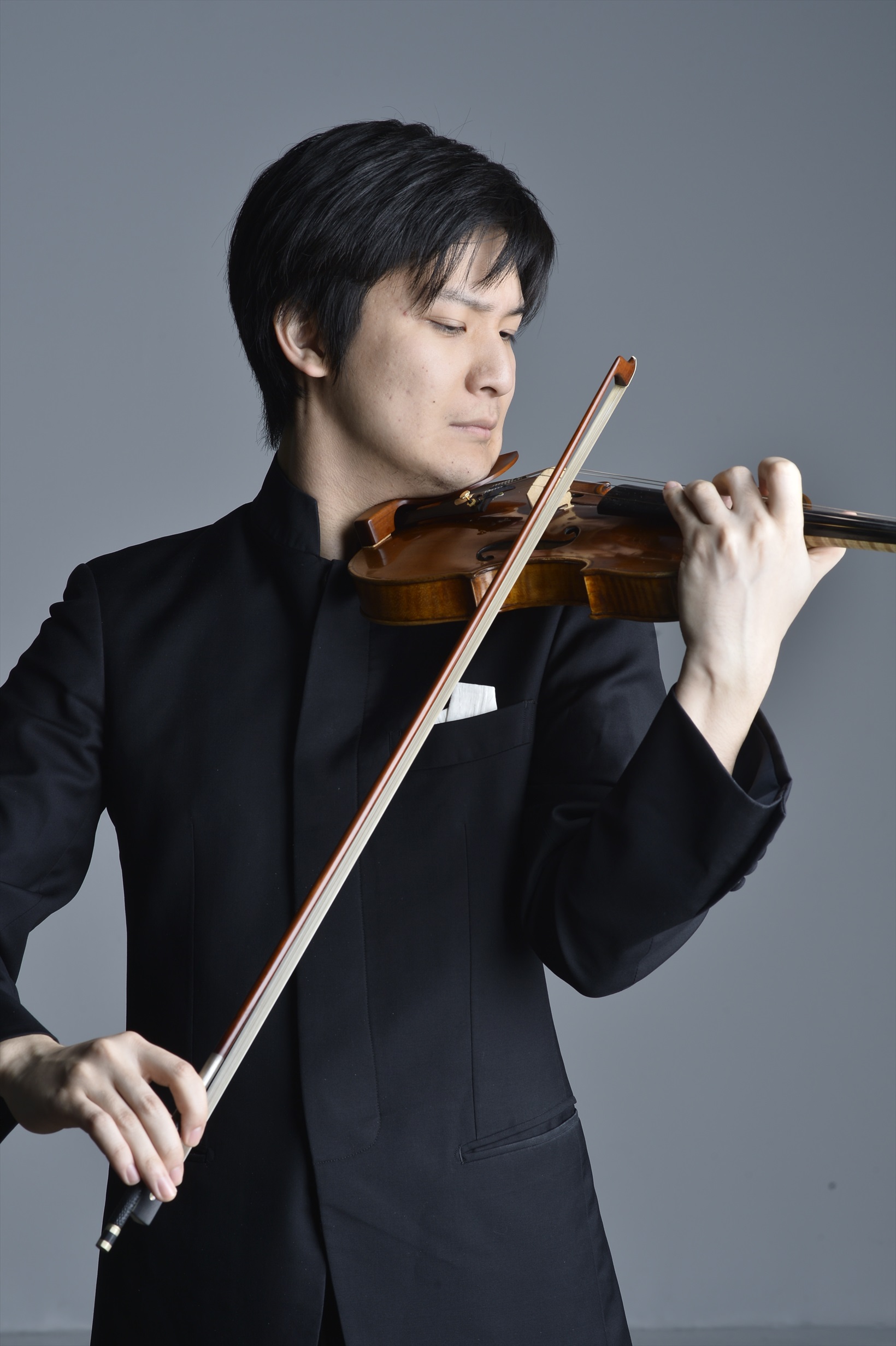 成田達輝