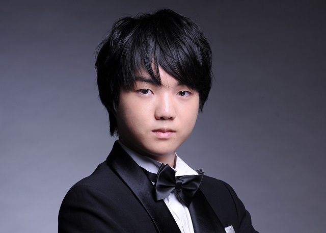 藤田真央